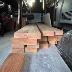 f●■角材/根太/桟木・厚み45mm×幅105mm×長さ1590〜1740mm・節有り 無塗装 乾燥材 プレーナー仕上げ・筋交い 間柱 板 木材【１本500円/在庫30本くらい】の画像