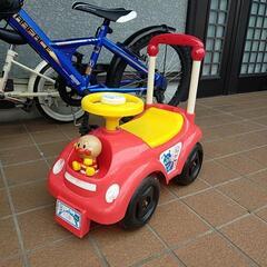 アンパンマンカー 足けリ乗用玩具 押し棒 手押し車 0歳 1歳 2歳