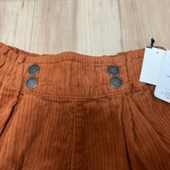 新品　コーデュロイキュロット　150センチ　キャメルの画像