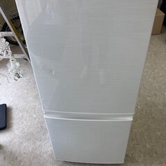 【中古品】ＳＨＡＲＰ シャープ 冷蔵庫 137L 2ドア SJ-...