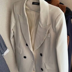 スーツの画像