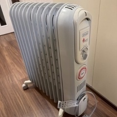 デロンギ　オイルヒーター　V551115EFS