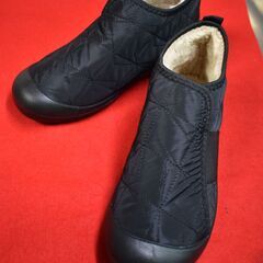 レディース スノーシューズ　24ｃｍ　黒　スノーブーツ　 防寒靴  　防寒シューズ  冬用 　冬用 　防寒スニーカー　裏起毛の画像