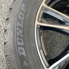 スタッドレスタイヤ20インチ（ホイル付き）　中古　美品の画像