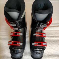 Nordica 子ども用スキーブーツ 黒と赤 23.0〜23.5