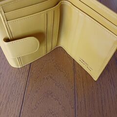 未使用　黄色い財布の画像