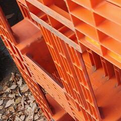 プラスチックパレット　110×110×15センチダメージほぼなしの画像