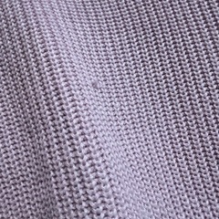 薄手ニットトップスの画像