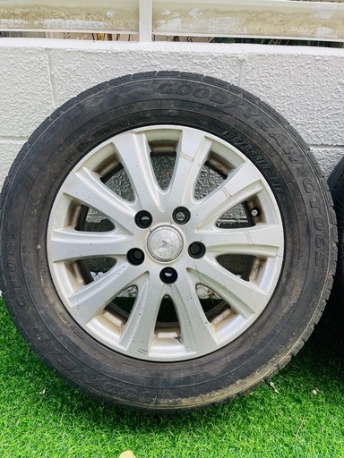 タイヤとホイール　15インチ　195/65R15 15X6J