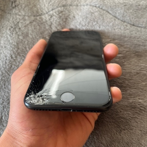 携帯電話/スマホ iPhoneSE