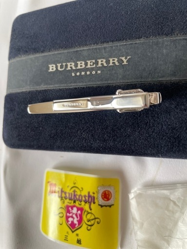 BURBERRY LONDON バーバリー ネクタイピン タイピン シルバーカラー 札幌 三越 購入品 中古美品