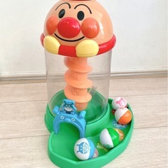 取引中　アンパンマン くるコロタワー