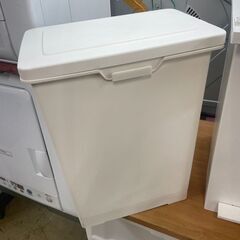 ゴミ箱　No.98　ホワイト　イオン　HC-PP49AT171-30(WH)　30L　ペダルペール　【リサイクルショップどりーむ荒田店】の画像