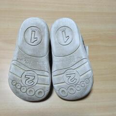 13.5センチベビー靴の画像