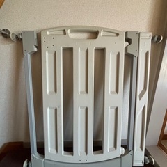 ベビーゲート　幼児　柵
