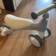 子ども用室内三輪車