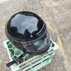 ヘルメットの画像