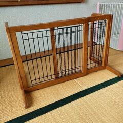 ペット用木製おくだけゲート