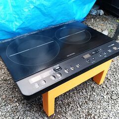 ★お届け可!!★2023年製アイリスオーヤマ ２口IHコンロ IHK-W13-B の画像