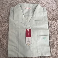 某高校のシャツ（未使用）