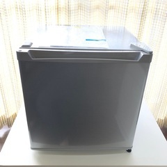 極美品　冷蔵庫　2024年製　株式会社オーヤマ　PRC-B051D-S