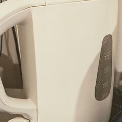 dretec 電気ケトル「フェンネル」ホワイトの画像