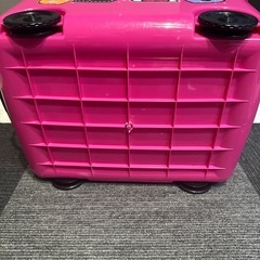 キティーちゃんおもちゃ箱の画像