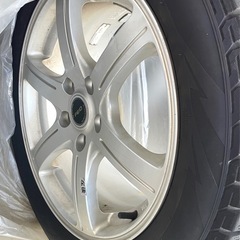 １７インチ215/55 　スタッドレスタイヤとホイール4本