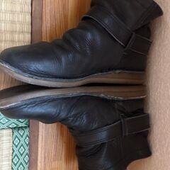 本革　黒ショートブーツ　24.5cmの画像