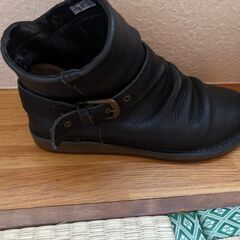本革　黒ショートブーツ　24.5cmの画像