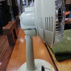 アマミ　電気ストーブの画像