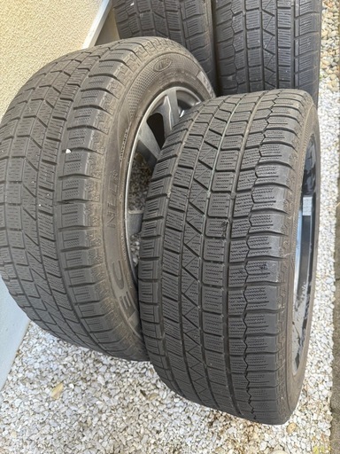 TRGアルミホイール4本(タイヤ付き) 18×8.0J PCD114.3 235/50r18 アルファード/ヴェルファイア カムリ ク