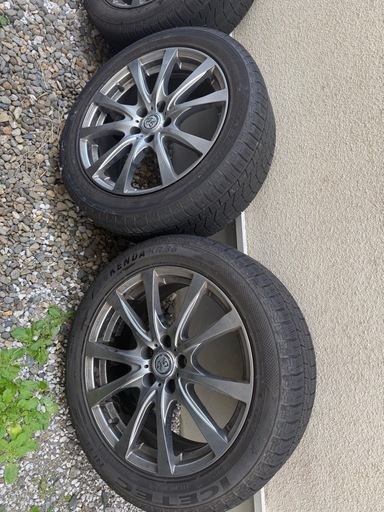 TRGアルミホイール4本(タイヤ付き) 18×8.0J PCD114.3 235/50r18 アルファード/ヴェルファイア カムリ ク