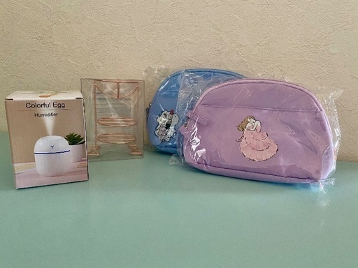 【非売品】ポーチ、スポンジスタンド、加湿器