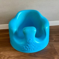 バンボ Bumbo 青