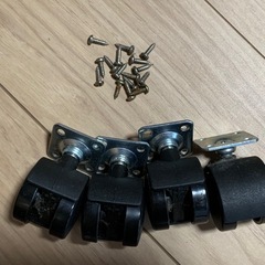 本棚 ブックシェルフ スリム キャスター付き 移動型 マルチラック
の画像