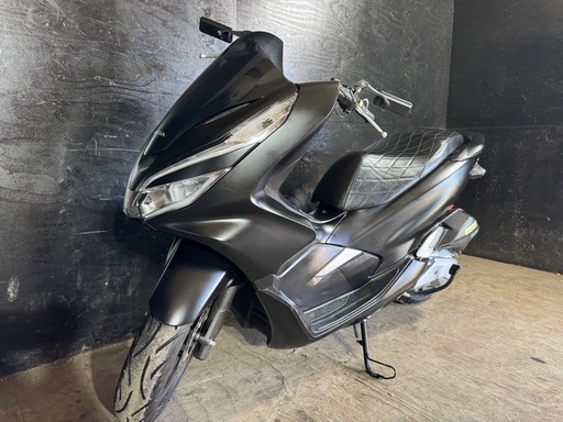 ★支払い総額25.8万円★書類完備！始動動画もあり♪ホンダ　PCX125 JF81 社外マフラー！ダイヤカットシート！前後ローダウン！グリップヒーター！