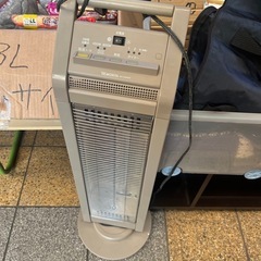 モリタ　電気ストーブ　スタンド型　900w