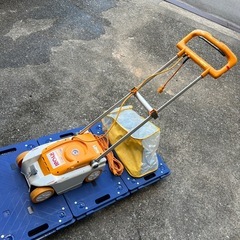 早い者勝ち！稼働！RYOBI 電動芝刈機 100V 手押し ロー...