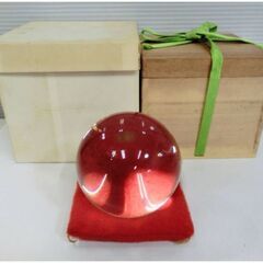 造幣局製　ガラス玉　直径10㎝　座布団付き　木箱付き　クリスタルボール　丸玉　人工水晶　インテリア　置物　オブジェ　縁起物 風水
