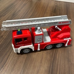 12月24日まで　ハシゴ消防車のおもちゃ
