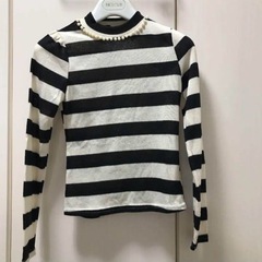 長袖ニット黒白ストライプ