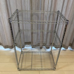 スチールラック　収納