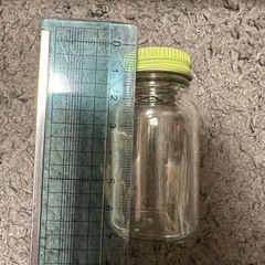 ハンドメイドなどに！大量瓶の画像