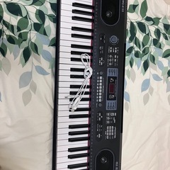 電子ピアノ