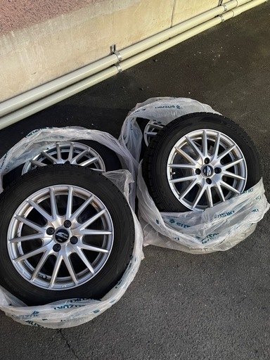 【ホイール・ナット付】ウィンターマックス02 4本セット