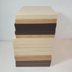 小さい棚板 厚さ2㎝ 23×23㎝－11枚 20×24㎝－6枚 ...