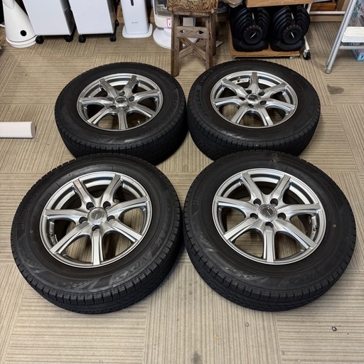 【超美品‼️】バリ溝♪ ブリヂストン ブリザックVRX3 2021年製造 215/65R16 アルミホイール(MILLOUS Ki)付き PCD114.3 6.5J+38 スタッドレスタイヤ