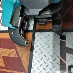 【中古】マキタ TR180D 鉄筋結束機 ケース付き 本体のみ 14.4/18Vの画像