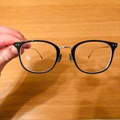 JINS メガネの画像
